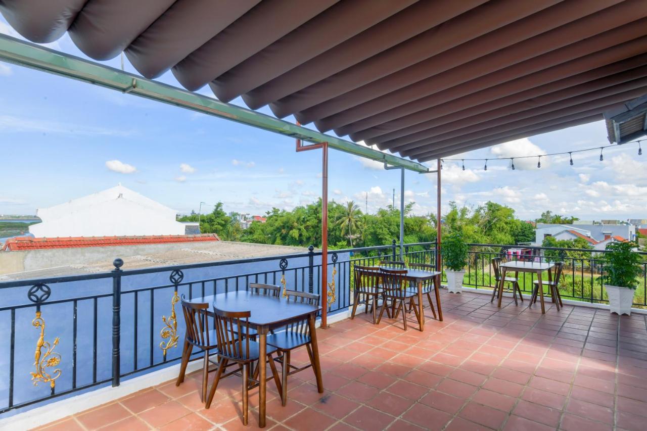 Gio Chieu Homestay - Riverside & Swimming Pool Хойан Экстерьер фото