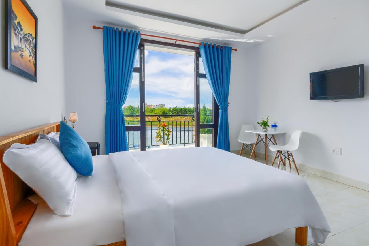 Gio Chieu Homestay - Riverside & Swimming Pool Хойан Экстерьер фото