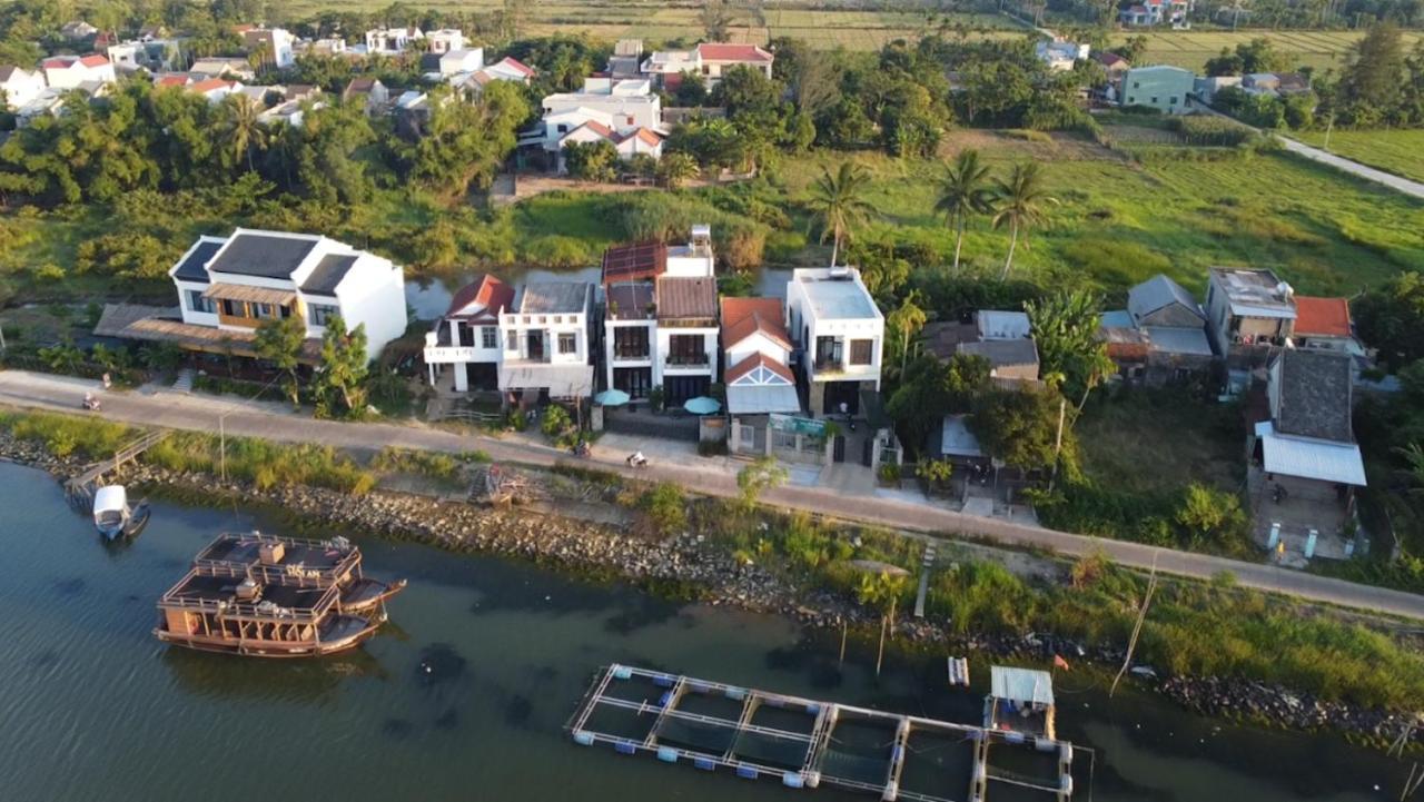 Gio Chieu Homestay - Riverside & Swimming Pool Хойан Экстерьер фото