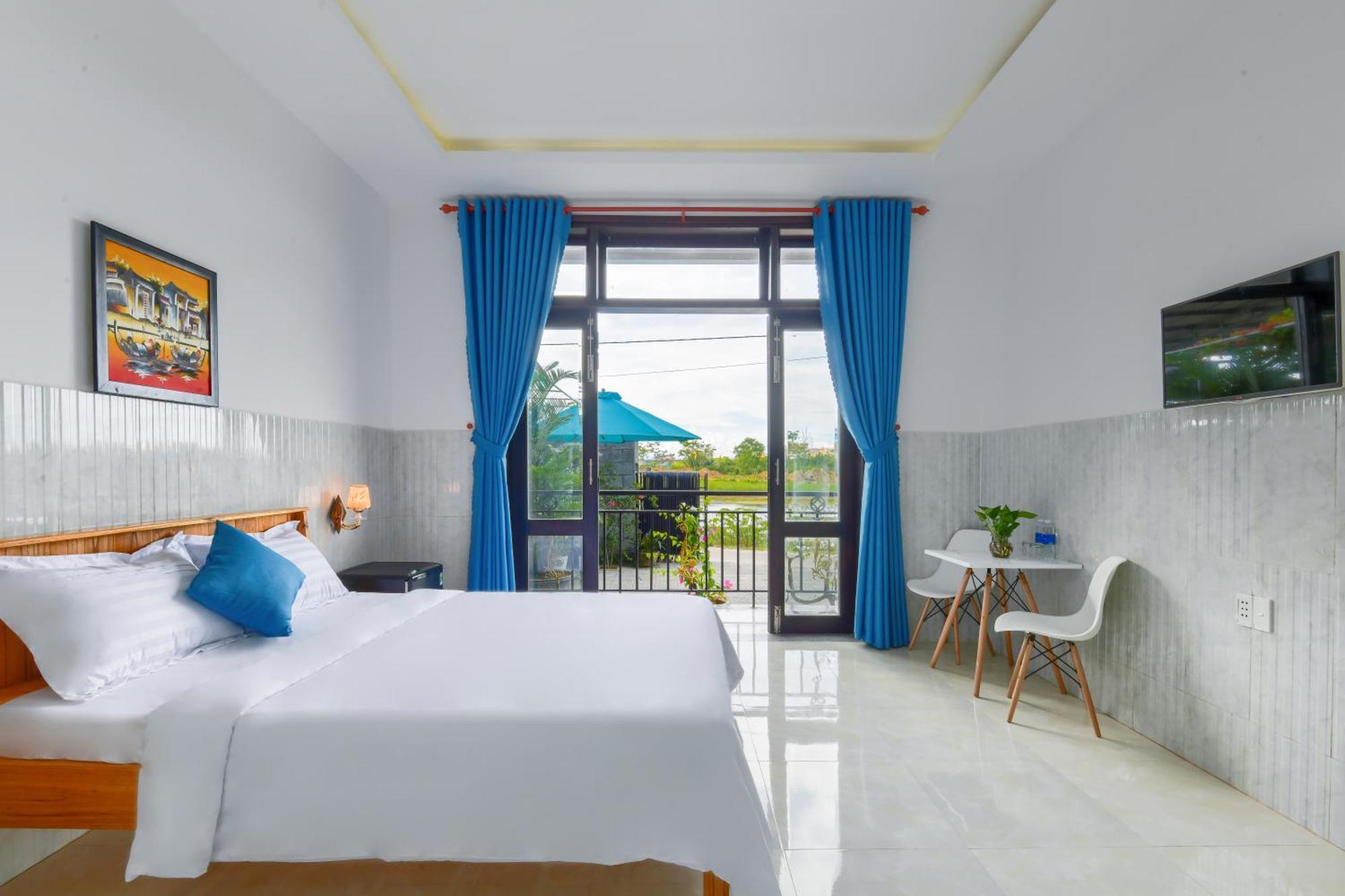 Gio Chieu Homestay - Riverside & Swimming Pool Хойан Экстерьер фото
